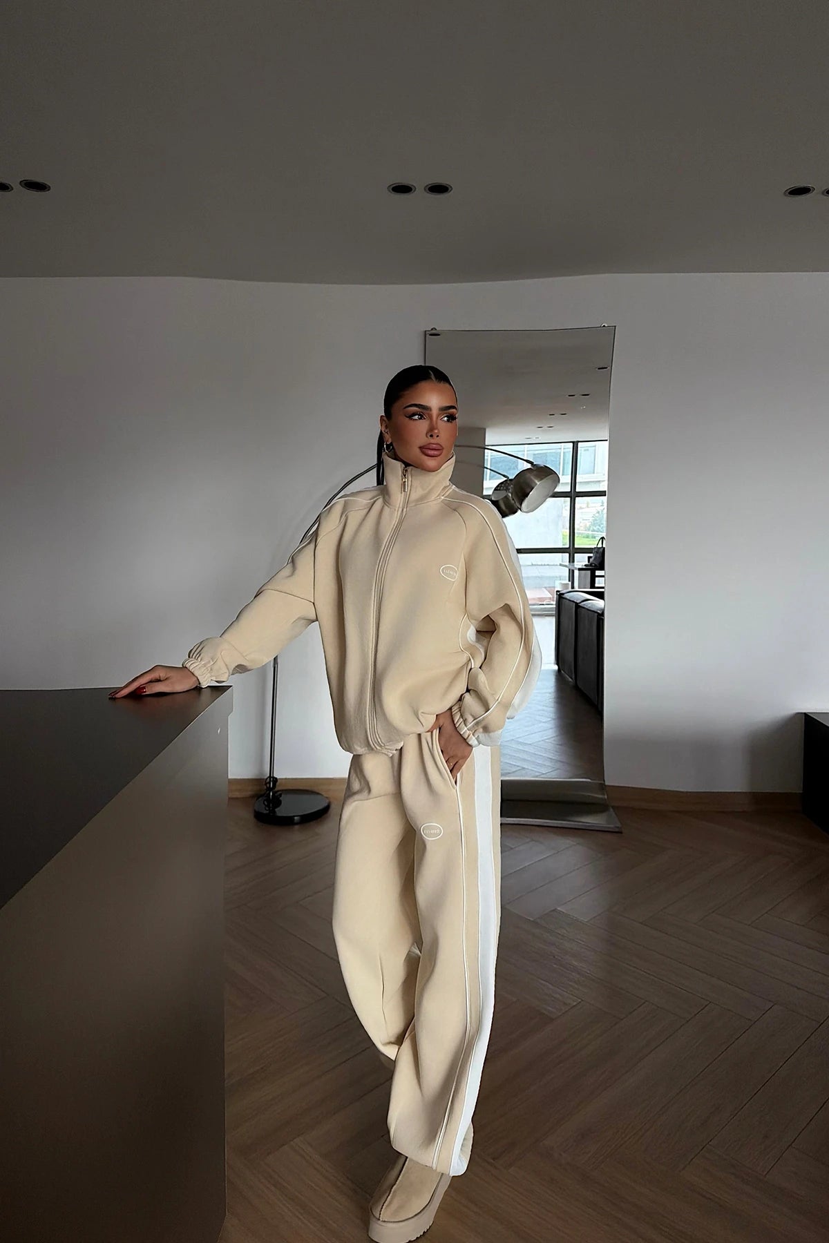 CREAM GIONNA TRACKSUIT SET