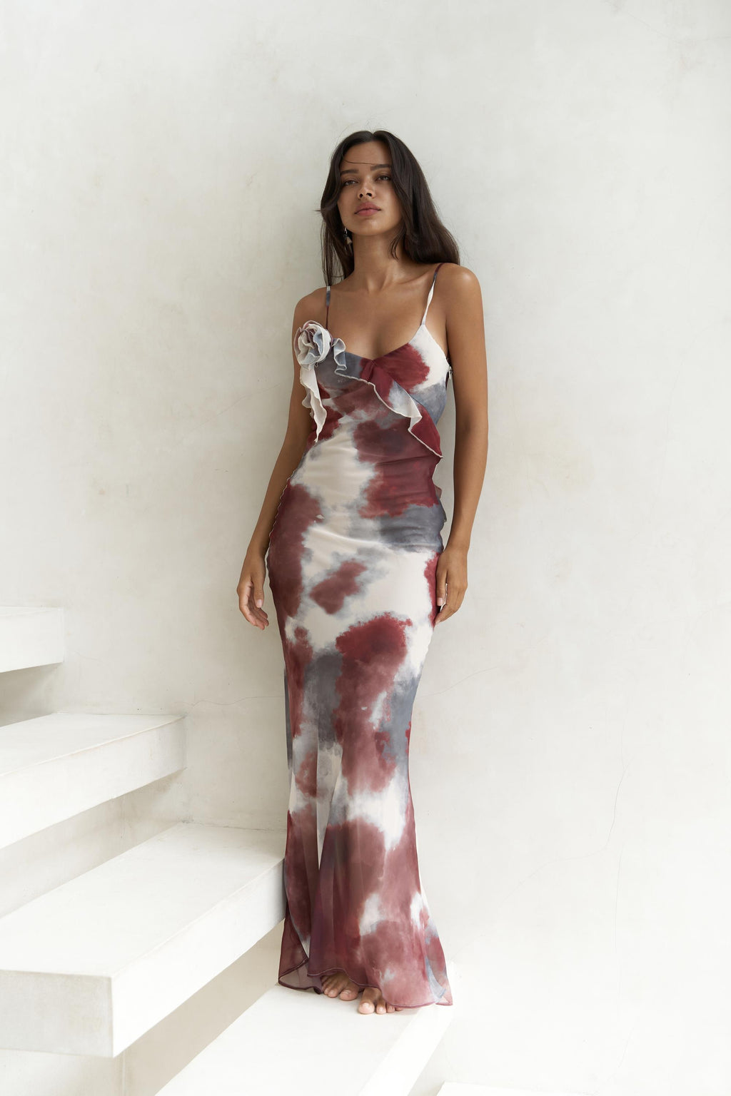 SCARLET RED RUFFLE DETAILED FLOOR-LENGTH DRESS
