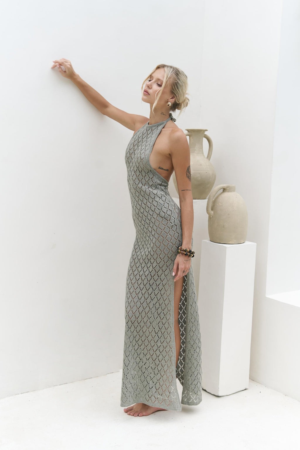 GRAY BACK HALTER KNIT MAXI DRESS