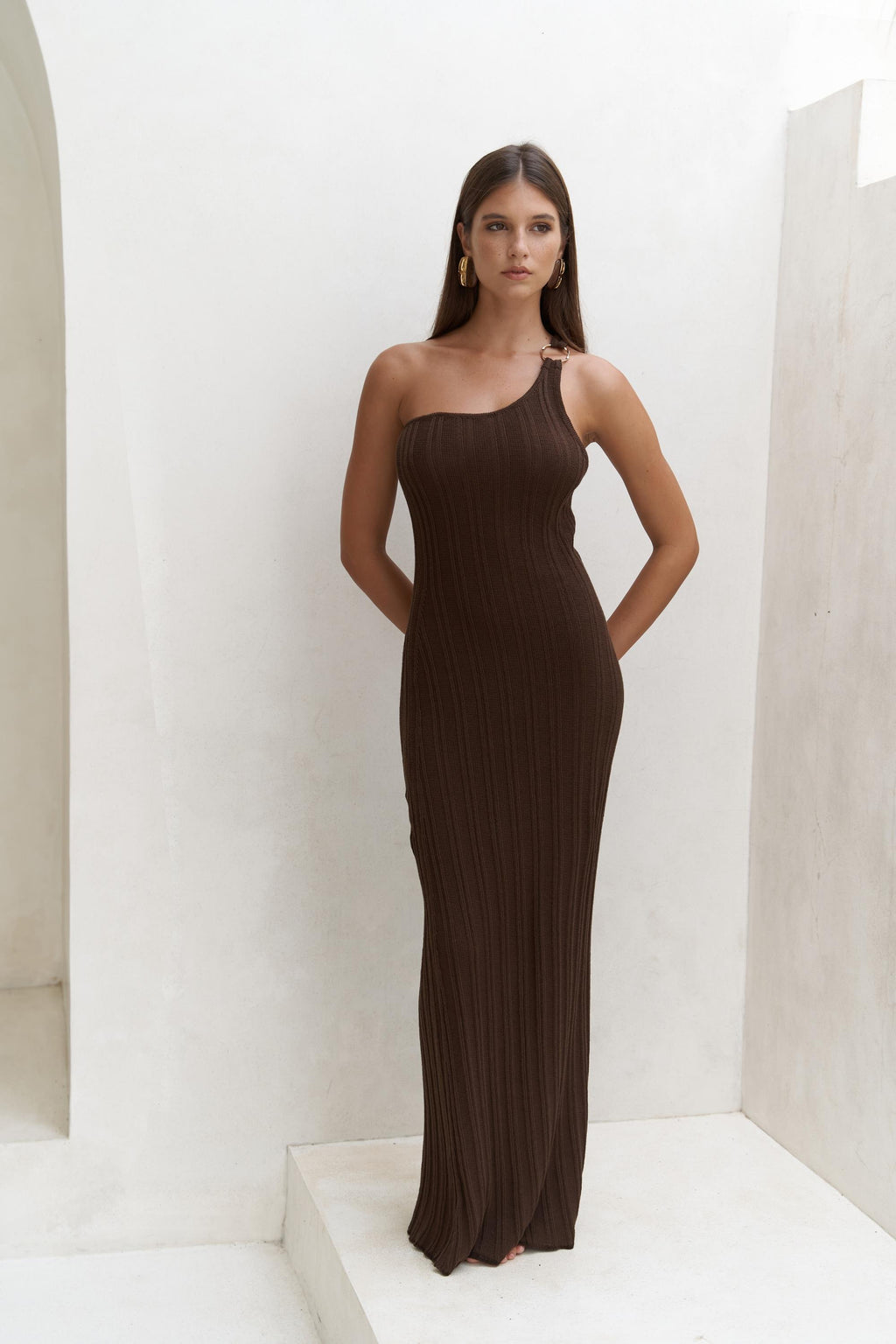 BROWN ASYMMETRIC RING DETAIL KNIT MAXI DRESS
