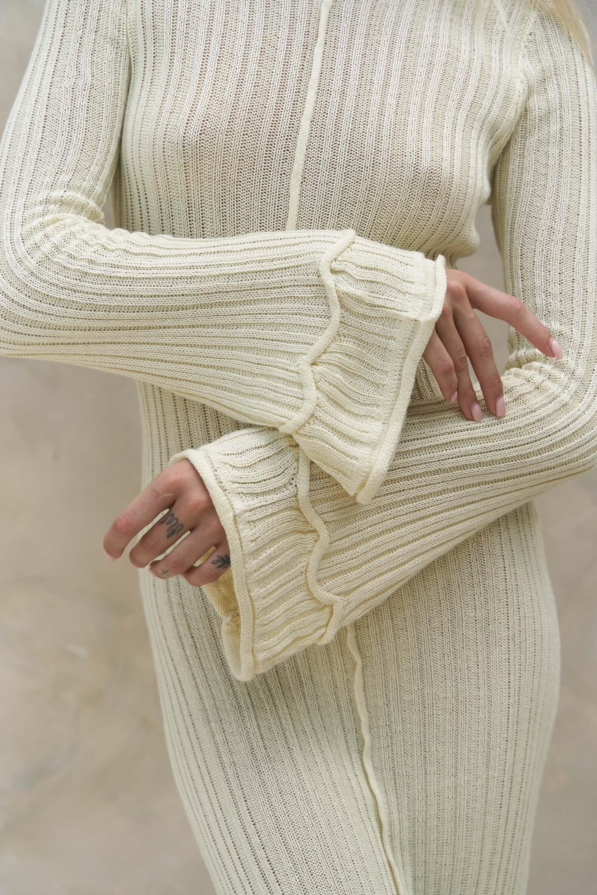 YELLOW BACKLESS KNIT MAXI DRESS