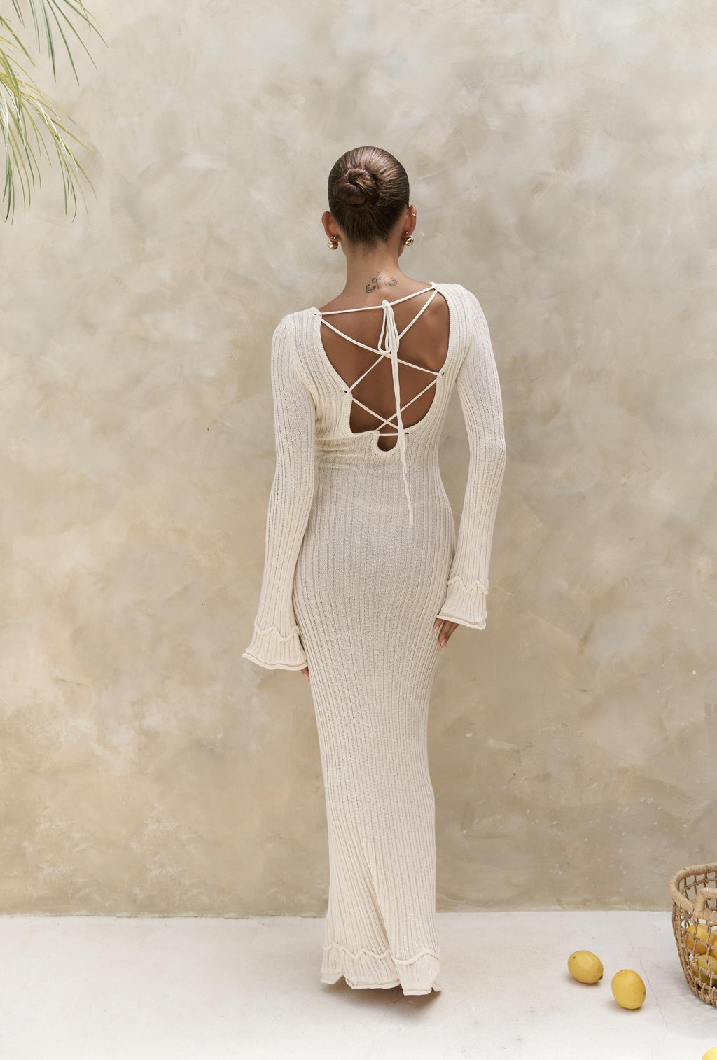 BEIGE BACKLESS KNIT MAXI DRESS