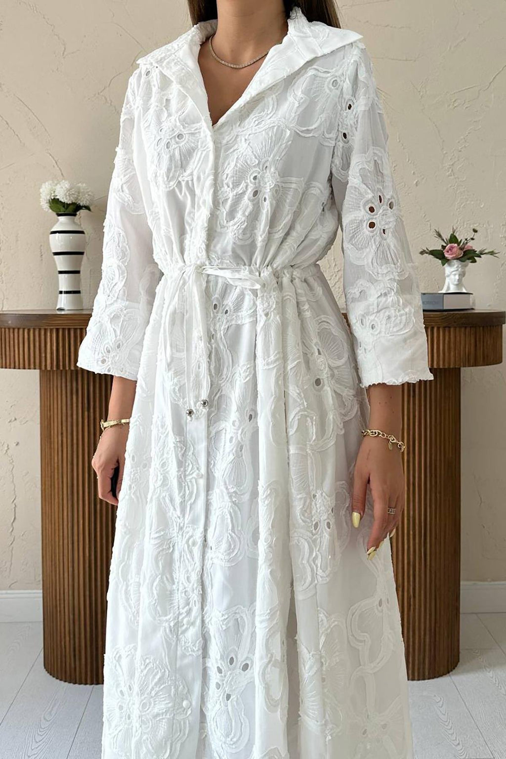 WHITE EMBROIDERED MAXI DRESS WITH WAIST TIE