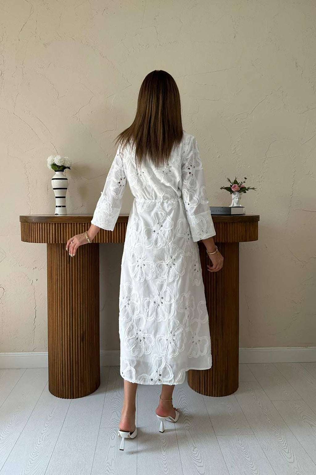 WHITE EMBROIDERED MAXI DRESS WITH WAIST TIE