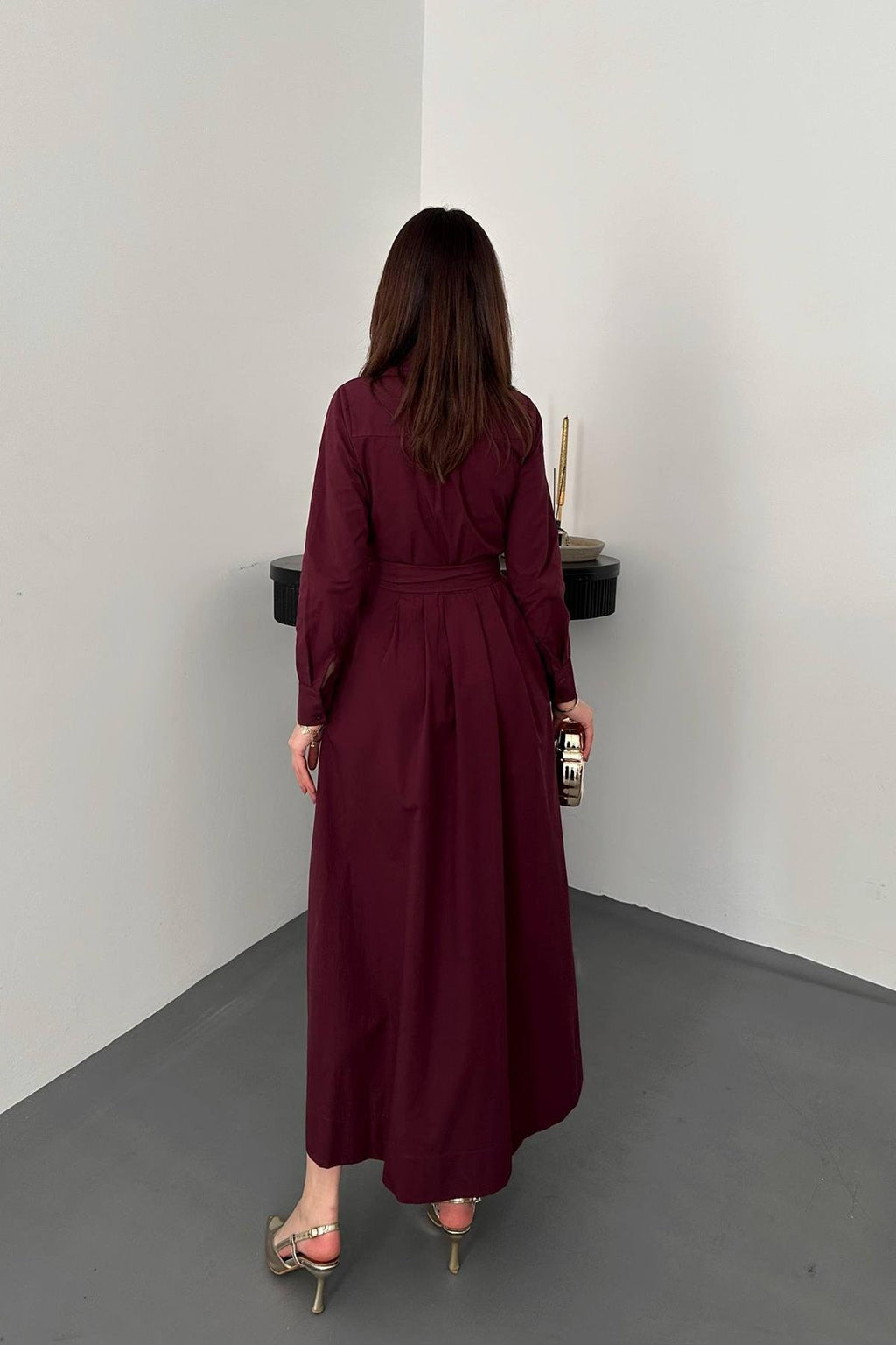 BURGUNDY BUTTON-DOWN POPLIN MIDI DRESS