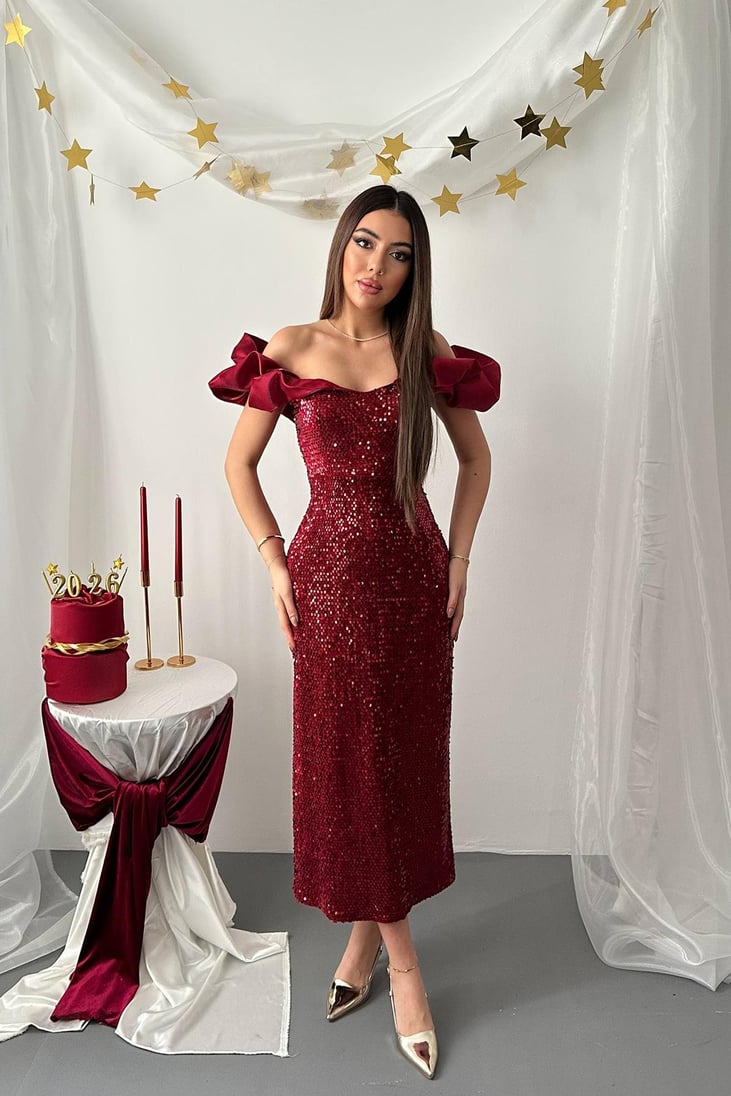 BURGUNDY SEQUINED SLEEVELESS DRESS