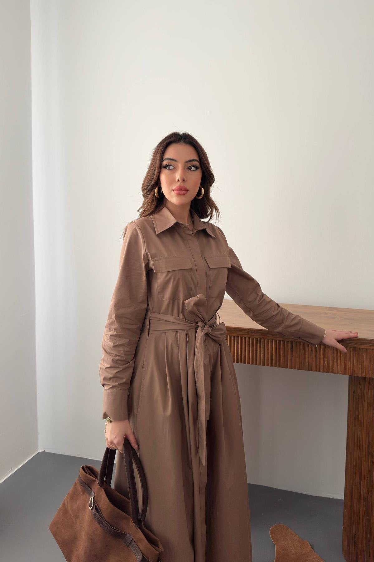 BROWN BUTTONED POPLIN MIDI DRESS WITH COLLAR