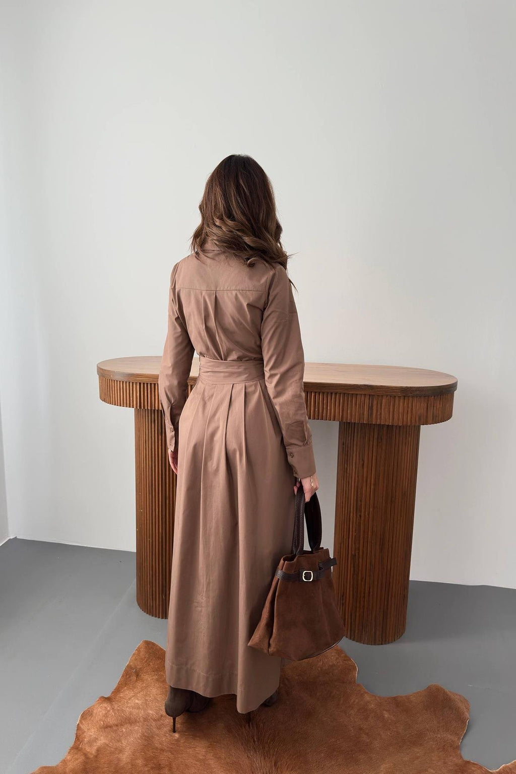 BROWN BUTTONED POPLIN MIDI DRESS WITH COLLAR
