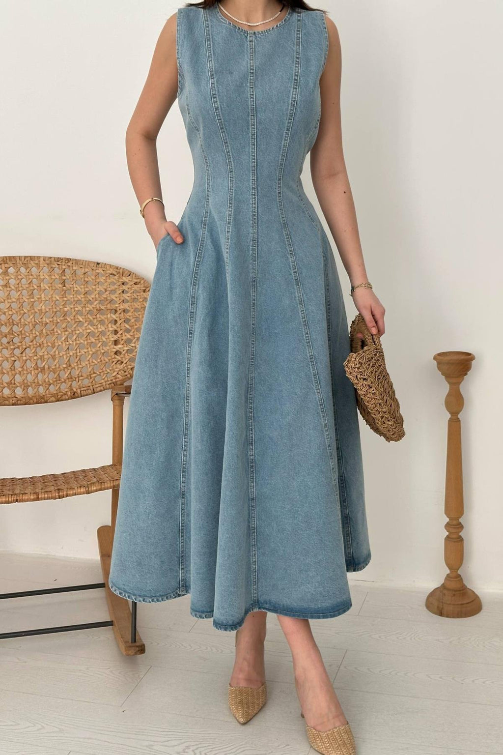 SNOW WASH DENIM MIDI DRESS