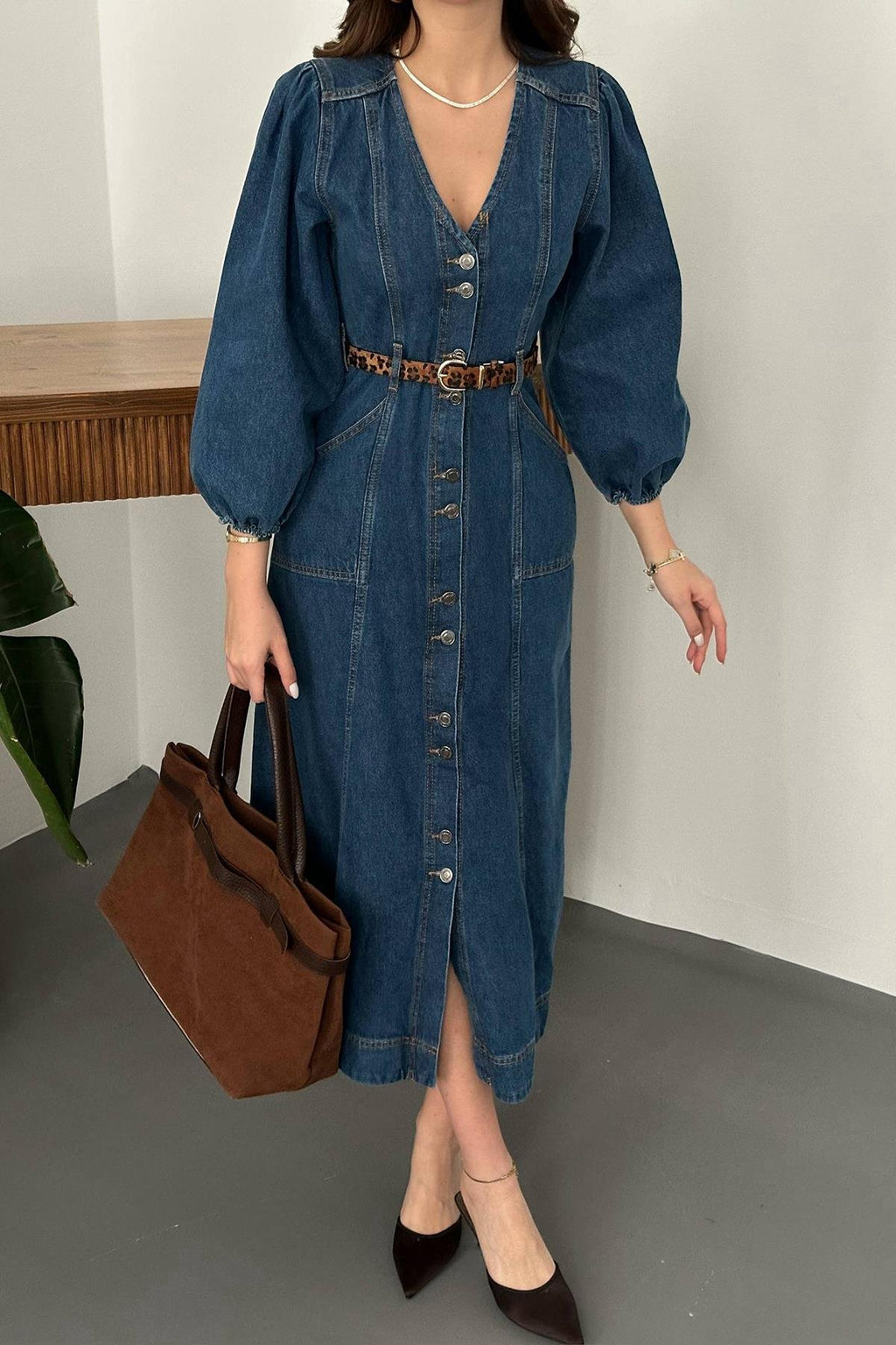 BLUE DENIM PUFF SLEEVE MIDI DRESS