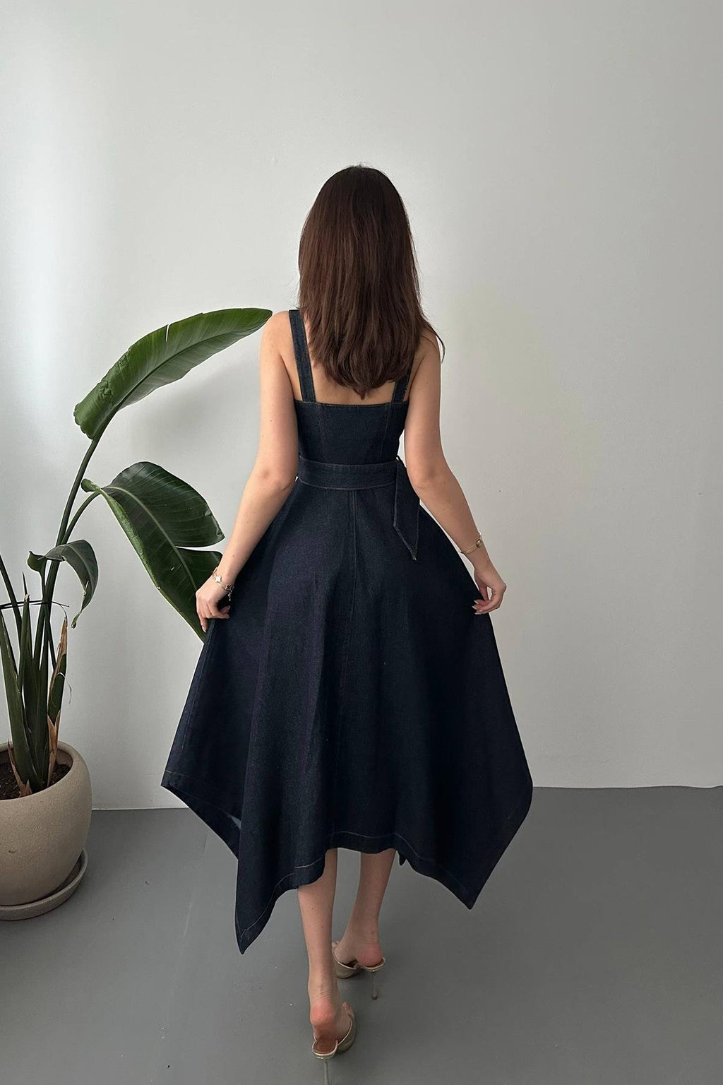 BLUE ASYMMETRICAL HEM DENIM MIDI DRESS