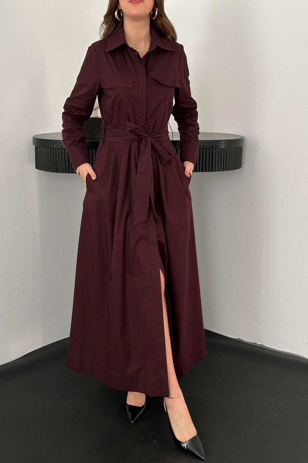 PLUM BUTTON-DOWN POPLIN MIDI DRESS