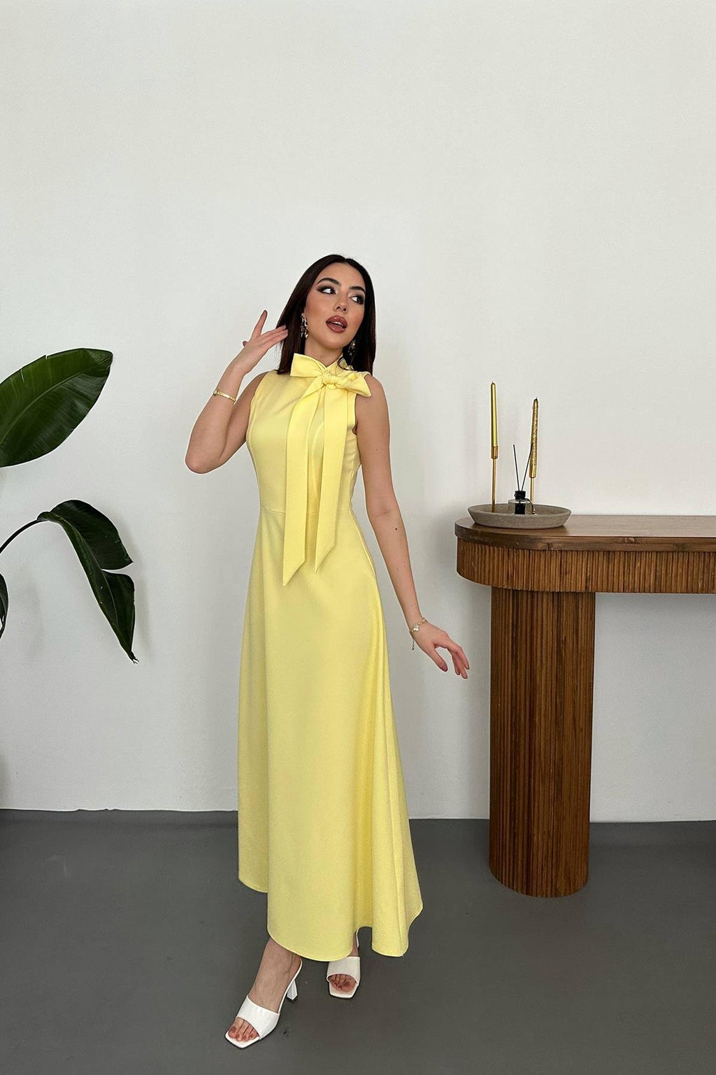 YELLOW COLLARED MAXI DRESS WITH BOW DETAIL