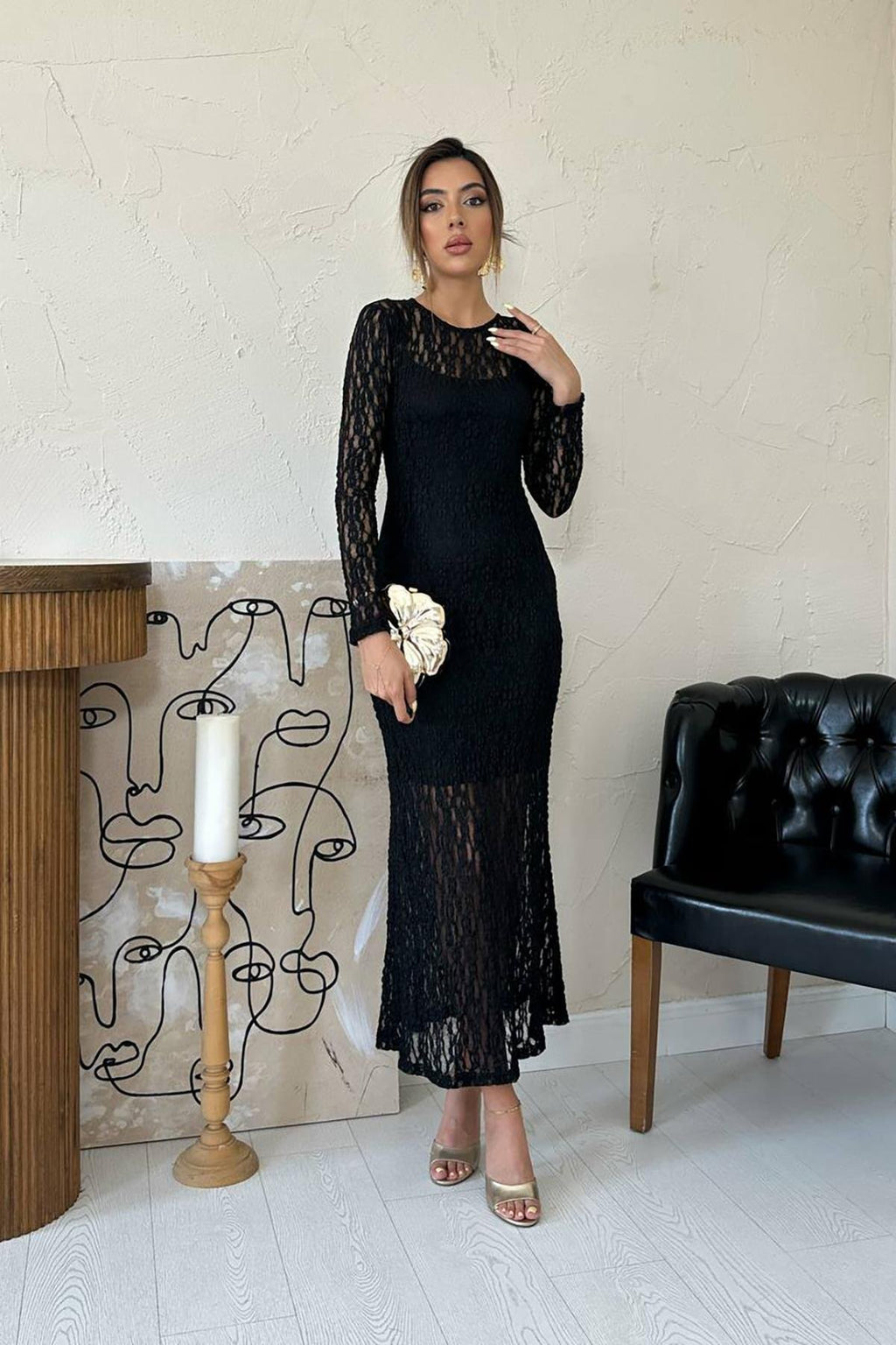BLACK LONG SLEEVE LACE MAXI DRESS