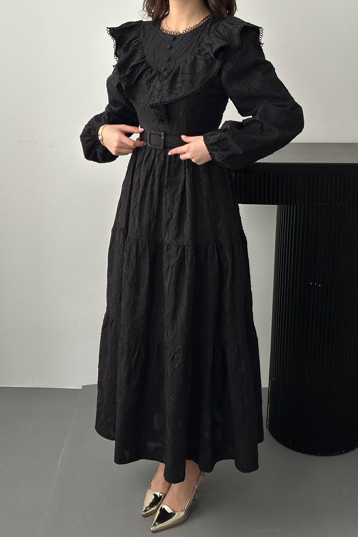 BLACK RUFFLED EMBROIDERED MAXI DRESS