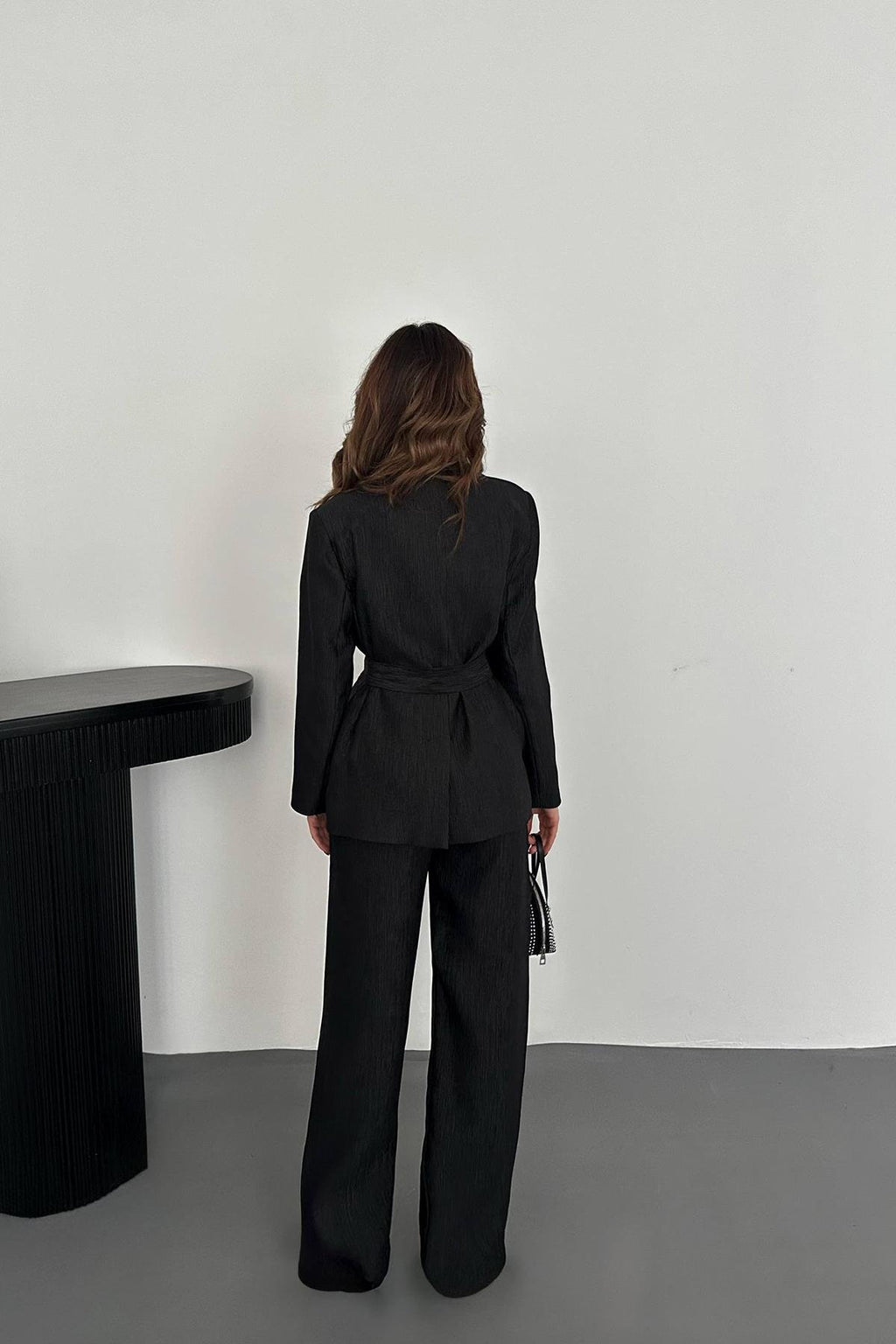 BLACK SHINY BELTED TWO-PIECE SUIT