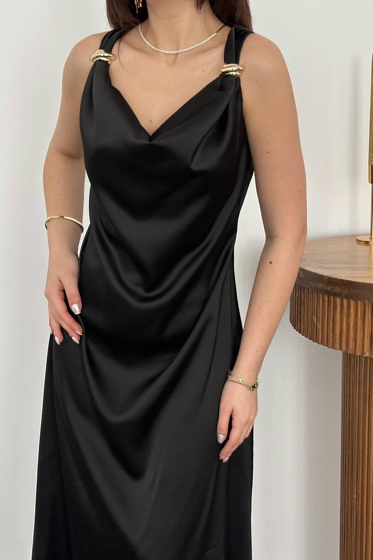 BLACK SATIN V-NECK MAXI DRESS WITH BUCKLE DETAIL